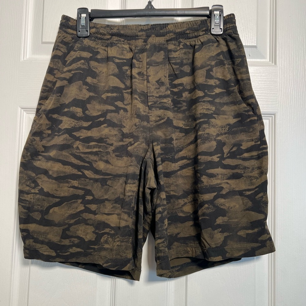 Lululemon Men’s Shorts - Medium